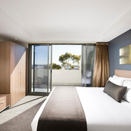 Mantra Melbourne Airport Hotel Exterior photo