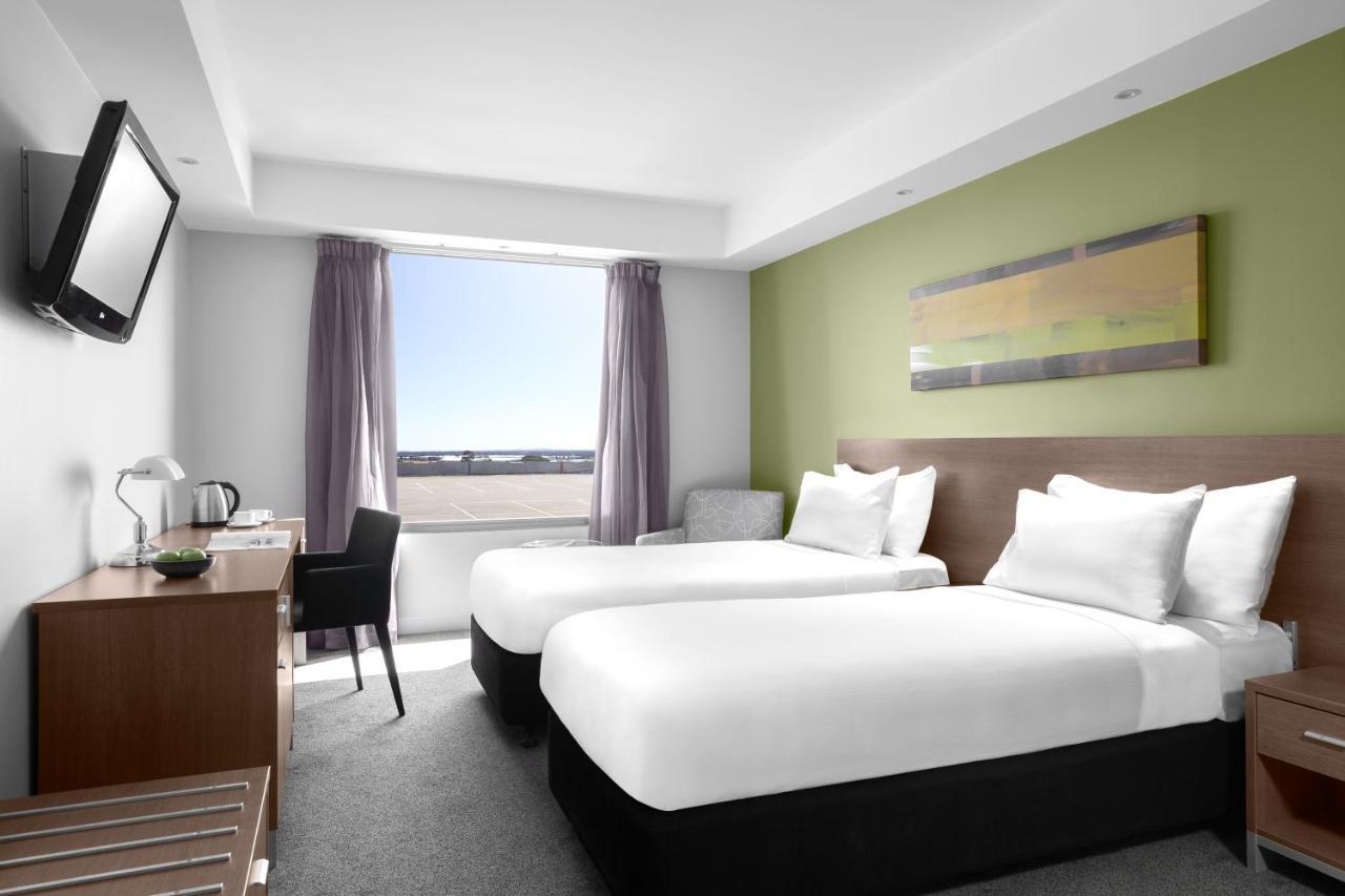 Mantra Melbourne Airport Hotel Exterior photo