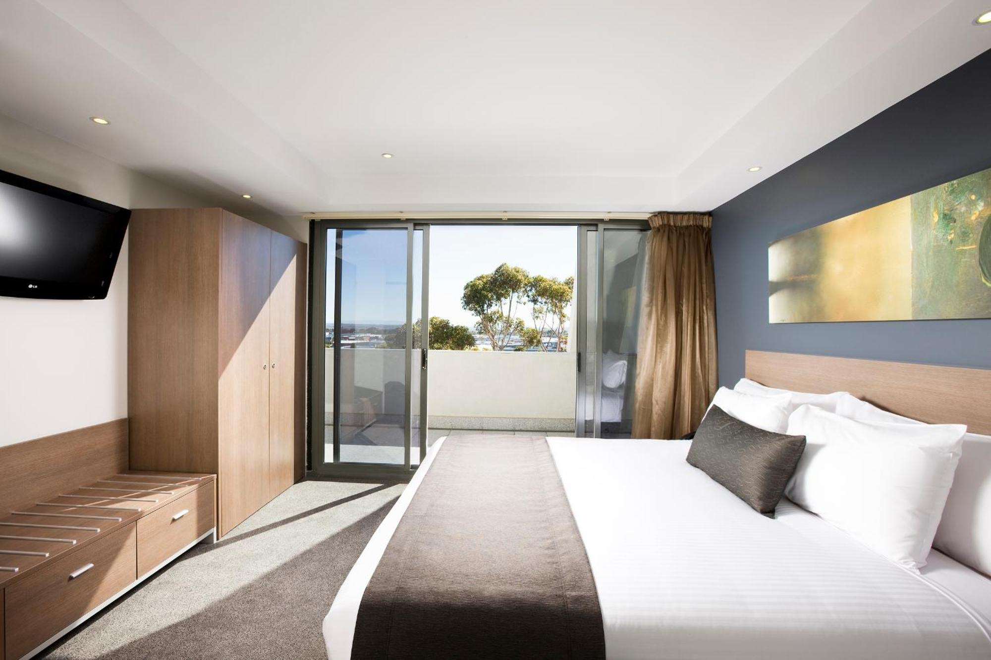 Mantra Melbourne Airport Hotel Exterior photo